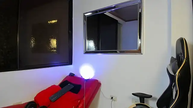 julian wallace online show from March 15, 3:24 am