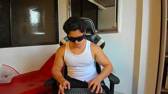 julian wallace online show from March 14, 2:12 pm