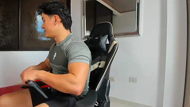 julian wallace online show from February 25, 7:58 pm