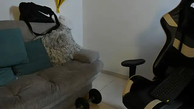 julian wallace online show from November 23, 3:05 am