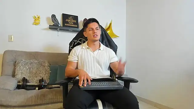 julian wallace online show from October 13, 12:56 am