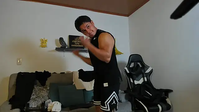 julian wallace online show from November 27, 6:08 pm