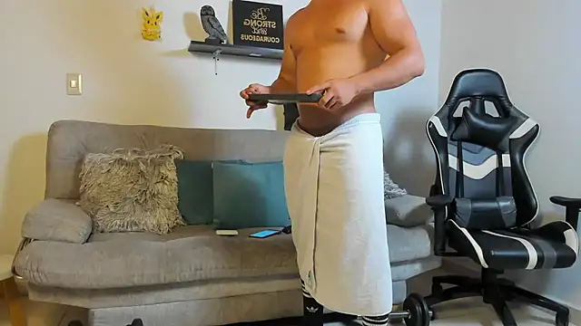 julian wallace online show from December 1, 8:42 pm