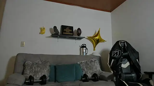 julian wallace online show from October 15, 5:06 am