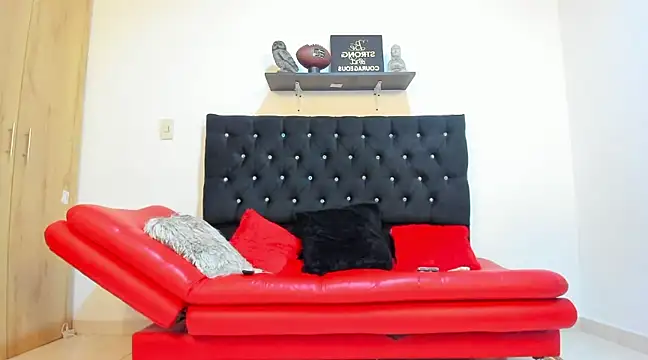 julian wallace online show from March 21, 9:12 pm