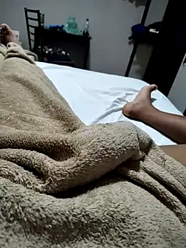 paulocte123 online show from December 1, 12:33 am