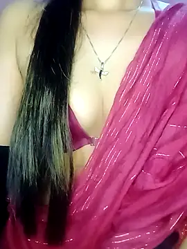 Snapshot of L_ucy1 chatting on March 13, 12:48 am L ucy1 online show from March 13, 12:48 am