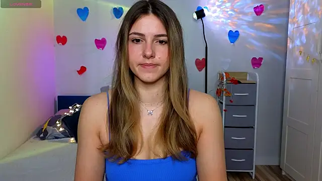 sophia euphoriaa online show from March 31, 9:33 am