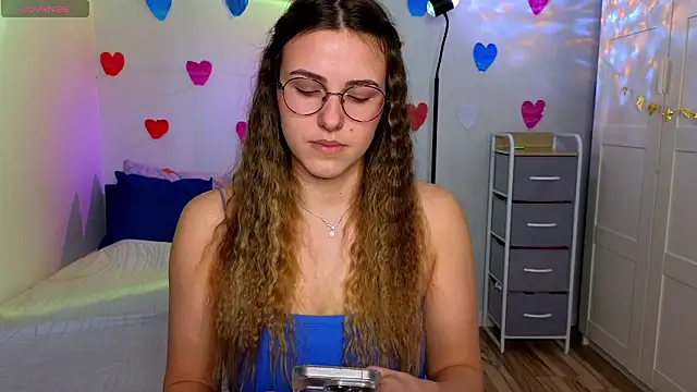 sophia euphoriaa online show from February 6, 8:54 am