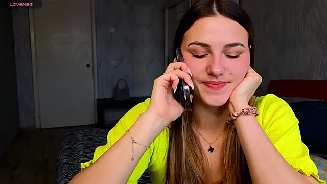 sophia euphoriaa online show from April 23, 8:21 am