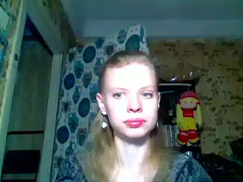 Snapshot of SexyAndYunge chatting on December 2, 7:20 am SexyAndYunge online show from December 2, 7:20 am