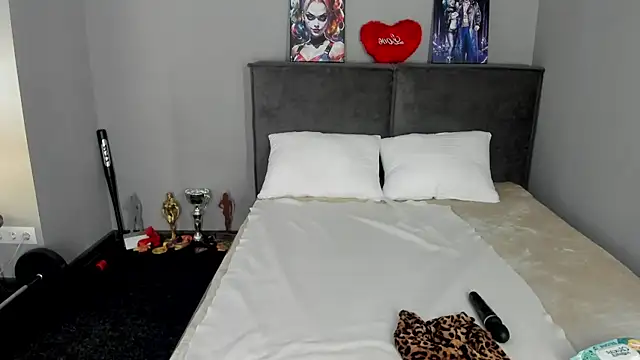 MuscleXXXBarbie online show from May 5, 9:01 am