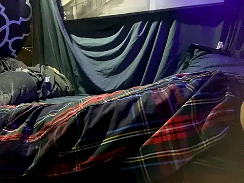 BigMac1596 online show from September 9, 3:27 am
