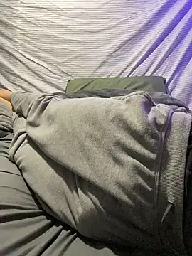 Snapshot of BigMac1596 chatting on February 9, 9:24 pm BigMac1596 online show from February 9, 9:24 pm