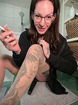 BrownieyQueen online show from February 11, 4:29 pm