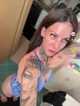 BrownieyQueen online show from May 26, 6:17 pm