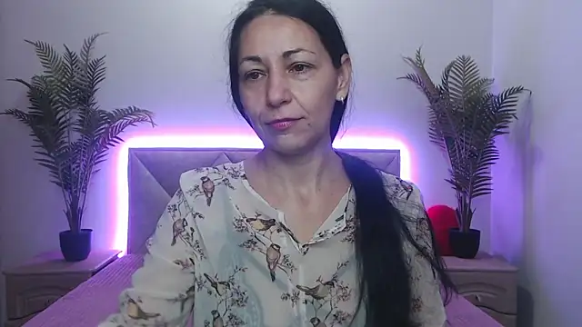 LiluGrants online show from November 4, 7:06 pm