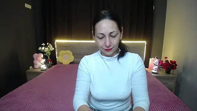 LiluGrants online show from November 13, 7:07 pm