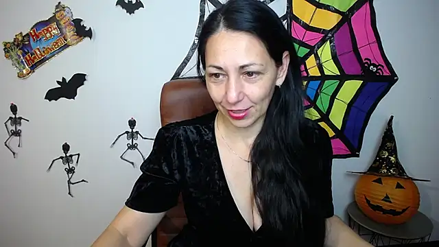 LiluGrants online show from October 16, 6:27 pm