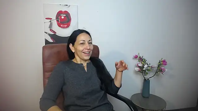 LiluGrants online show from October 13, 6:20 pm