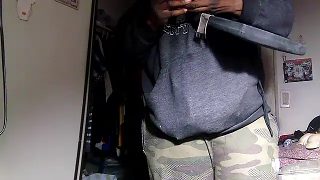 Snapshot of HBYAM chatting on November 11, 10:10 am HBYAM online show from November 11, 10:10 am