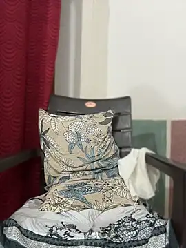 Hot budddy online show from April 12, 5:49 pm