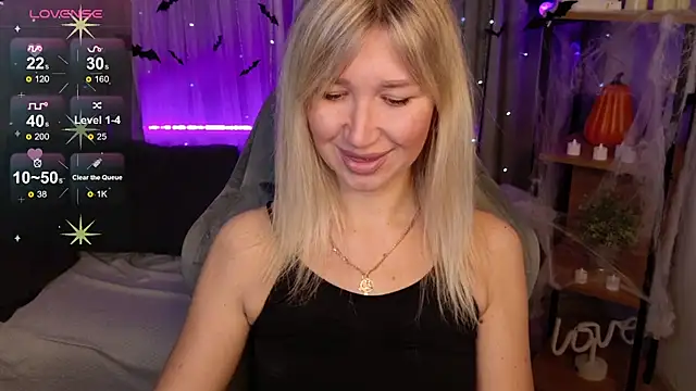 MilaBott online show from October 22, 8:08 pm