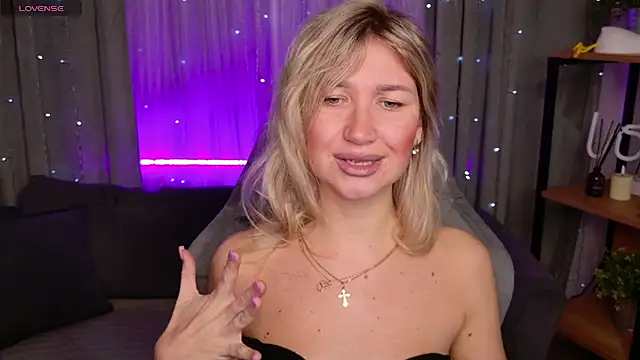 MilaBott online show from November 23, 8:19 pm