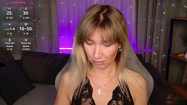 MilaBott online show from March 16, 7:05 pm