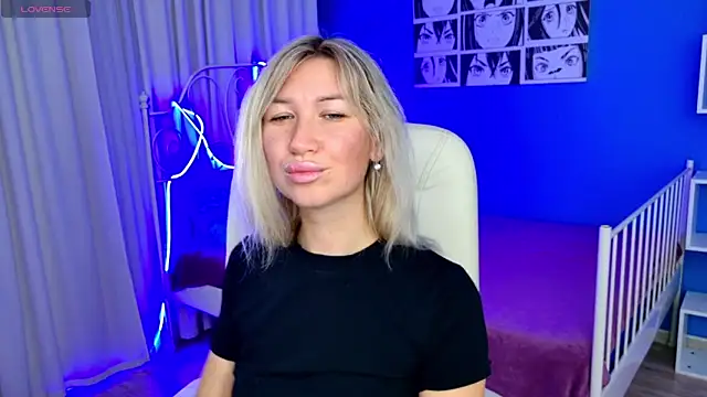 MilaBott online show from November 9, 8:24 pm