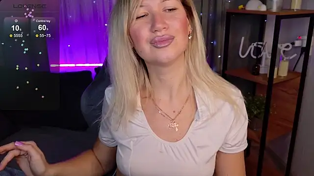 MilaBott online show from November 13, 8:13 pm