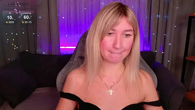 MilaBott online show from December 2, 7:37 pm