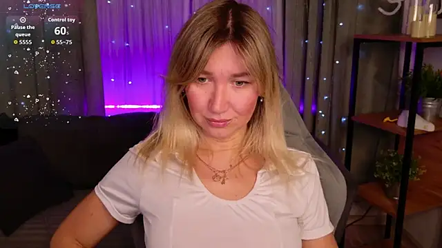 MilaBott online show from February 25, 7:25 pm