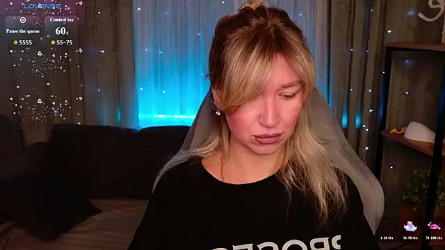 MilaBott online show from February 20, 7:05 pm