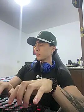 gojo satoru 18 online show from April 6, 3:02 am