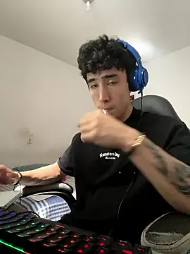 gojo satoru 18 online show from January 7, 5:18 pm