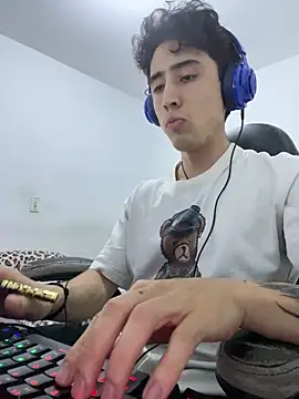 gojo satoru 18 online show from December 23, 4:12 am