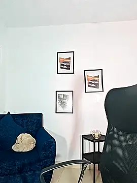 Snapshot of helena_smith chatting on October 18, 3:52 am helena smith online show from October 18, 3:52 am