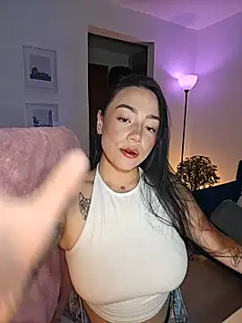 helena smith online show from May 9, 3:54 am