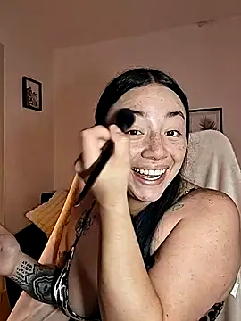 Snapshot of helena_smith chatting on November 14, 3:21 am helena smith online show from November 14, 3:21 am