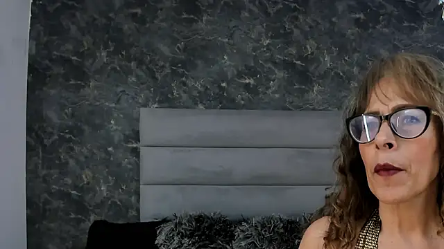 Bella Evans  online show from February 24, 5:58 pm