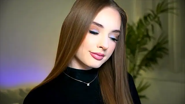 Snapshot of petitegonwiild chatting on February 27, 11:48 pm petitegonwiild online show from February 27, 11:48 pm