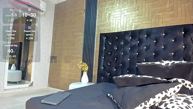 Laross25 online show from January 31, 7:56 pm