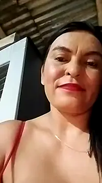 Snapshot of Horny-Mommy-Dirty chatting on March 18, 3:12 am Horny-Mommy-Dirty online show from March 18, 3:12 am