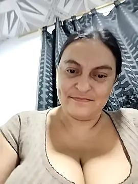 Horny-Mommy-Dirty online show from October 31, 2:52 am