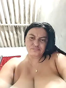 Snapshot of Horny-Mommy-Dirty chatting on October 15, 4:00 am Horny-Mommy-Dirty online show from October 15, 4:00 am