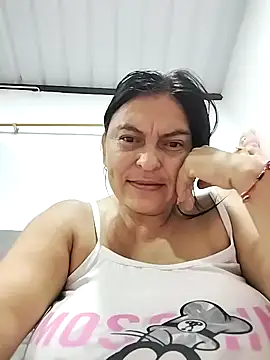 Horny-Mommy-Dirty online show from November 4, 3:21 am