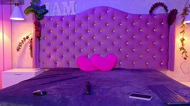 GabrielaLugo online show from September 29, 12:44 pm