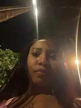 Snapshot of GabrielaLugo chatting on July 3, 1:12 am GabrielaLugo online show from July 3, 1:12 am