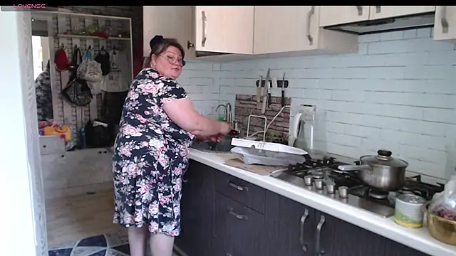 Snapshot of Goddess57 chatting on July 5, 8:32 am Goddess57 online show from July 5, 8:32 am